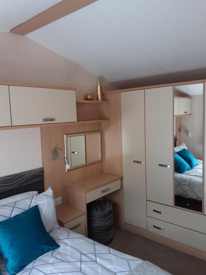 Rick'S Retreat Static Caravan Near The Beach With Free Wifi Lossiemouth Exteriér fotografie